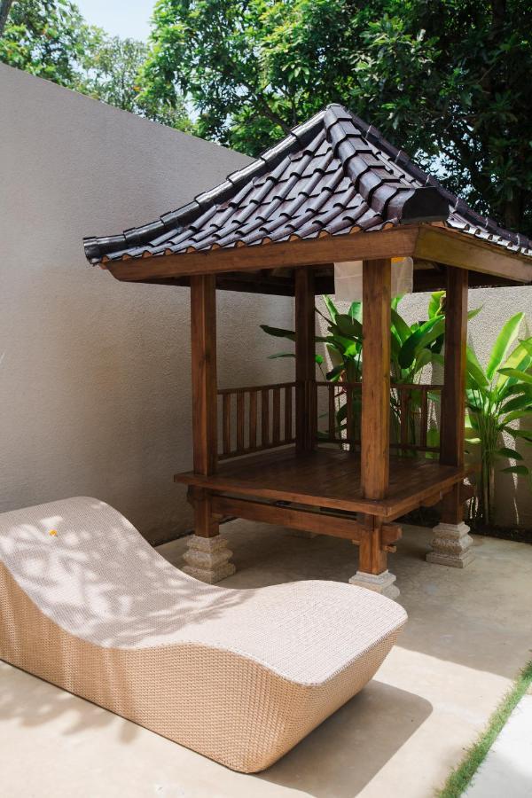 Donguri House Bali Bed & Breakfast Jimbaran  Exterior photo